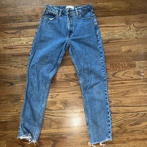 High rise jeans, Curve love line, Fits more like a mom jeans (regular length)